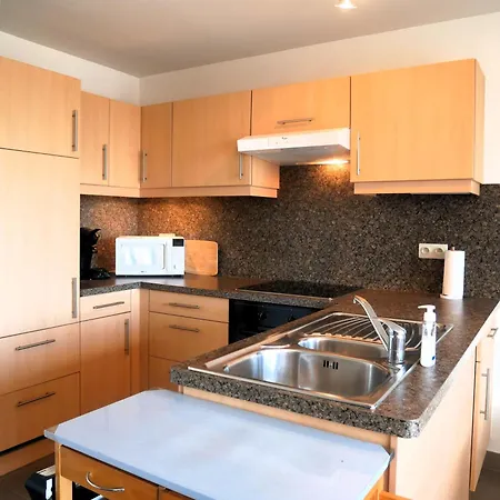 Hasselt 2b * Bredene