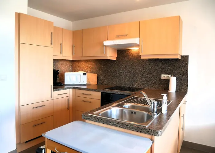 Hasselt 2b * Bredene